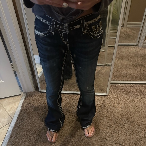 Women’s Rock Revival jeans. Flare.